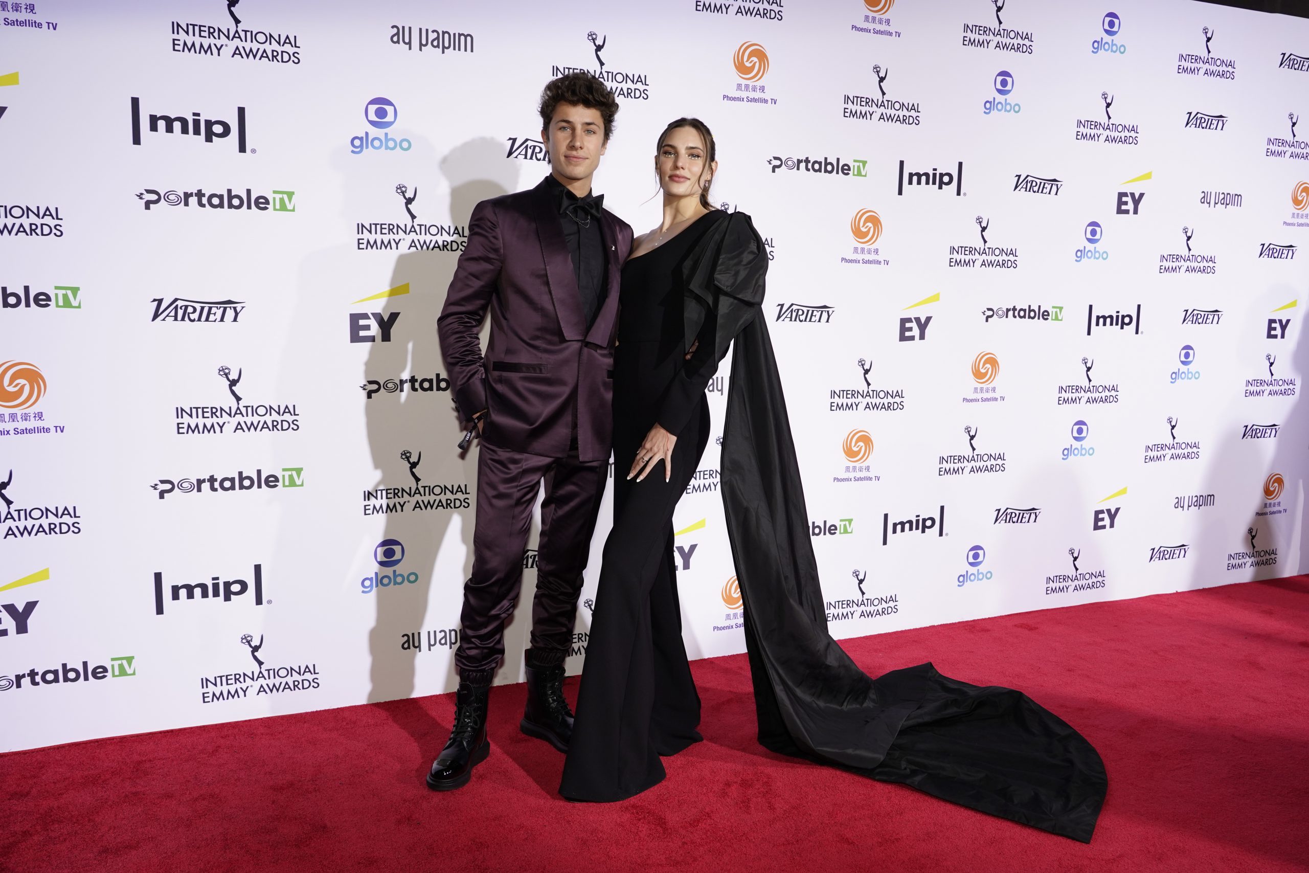 Juanpa Zurita and Macarena Achaga on the red carpet at the 49th International Emmy Awards, November 22, 2021 in New York City. 49th International Emmy Awards